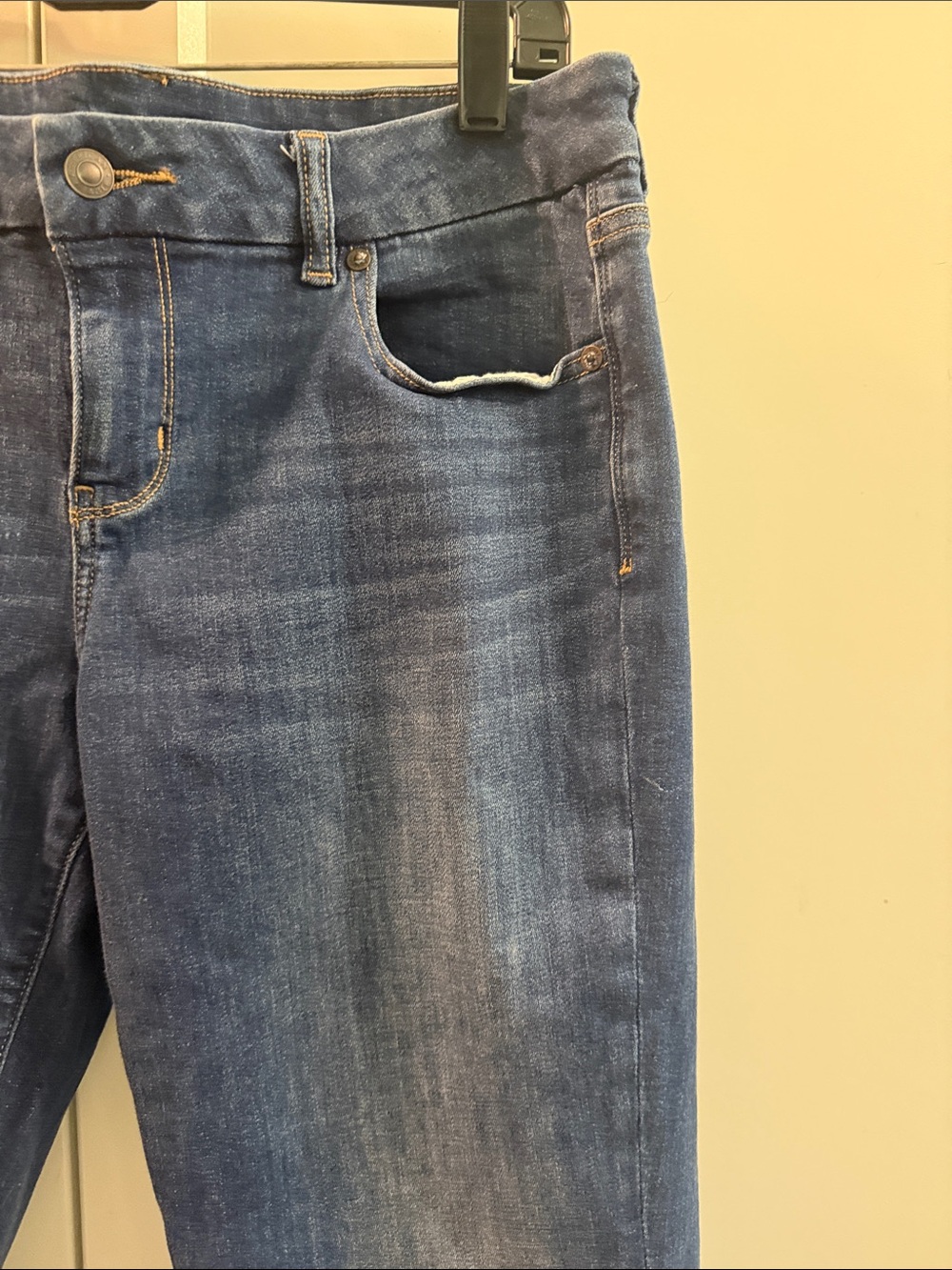American Eagle Women’s Dark Wash Kick Bootcut Jeans Size 10 Regular - Picture 3 of 12